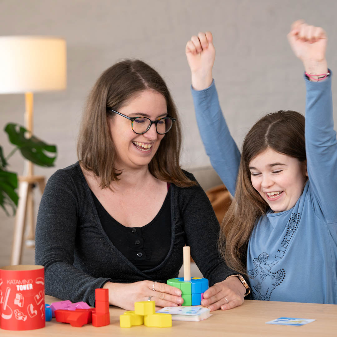 Katamino Tower – Hachette Boardgames US Katamino Tower – Hachette Boardgames US