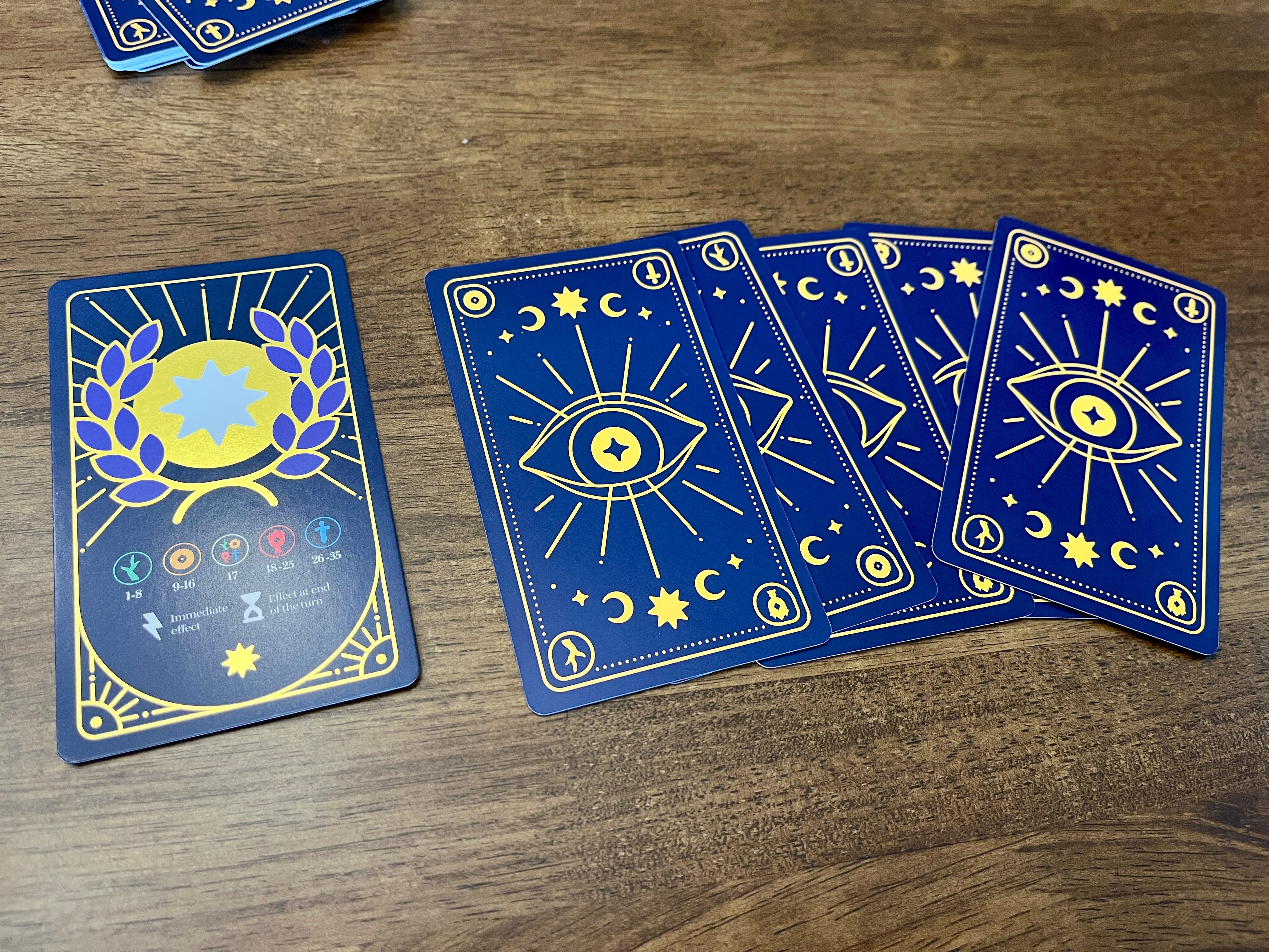Omens – Hachette Boardgames US
